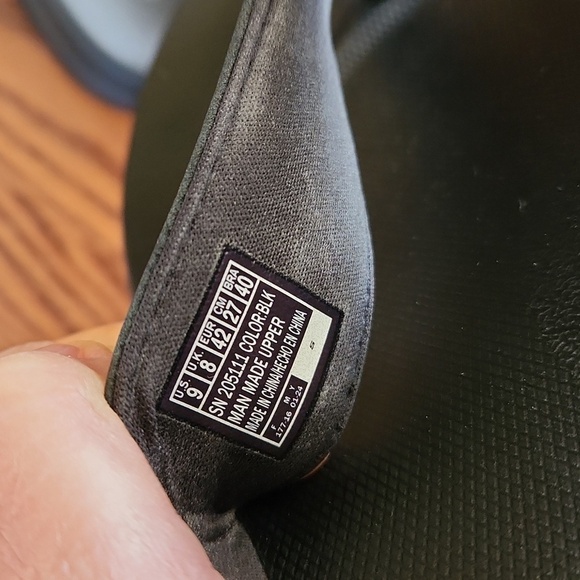 Skechers Luxe Foam Flip Flops - Picture 4 of 8